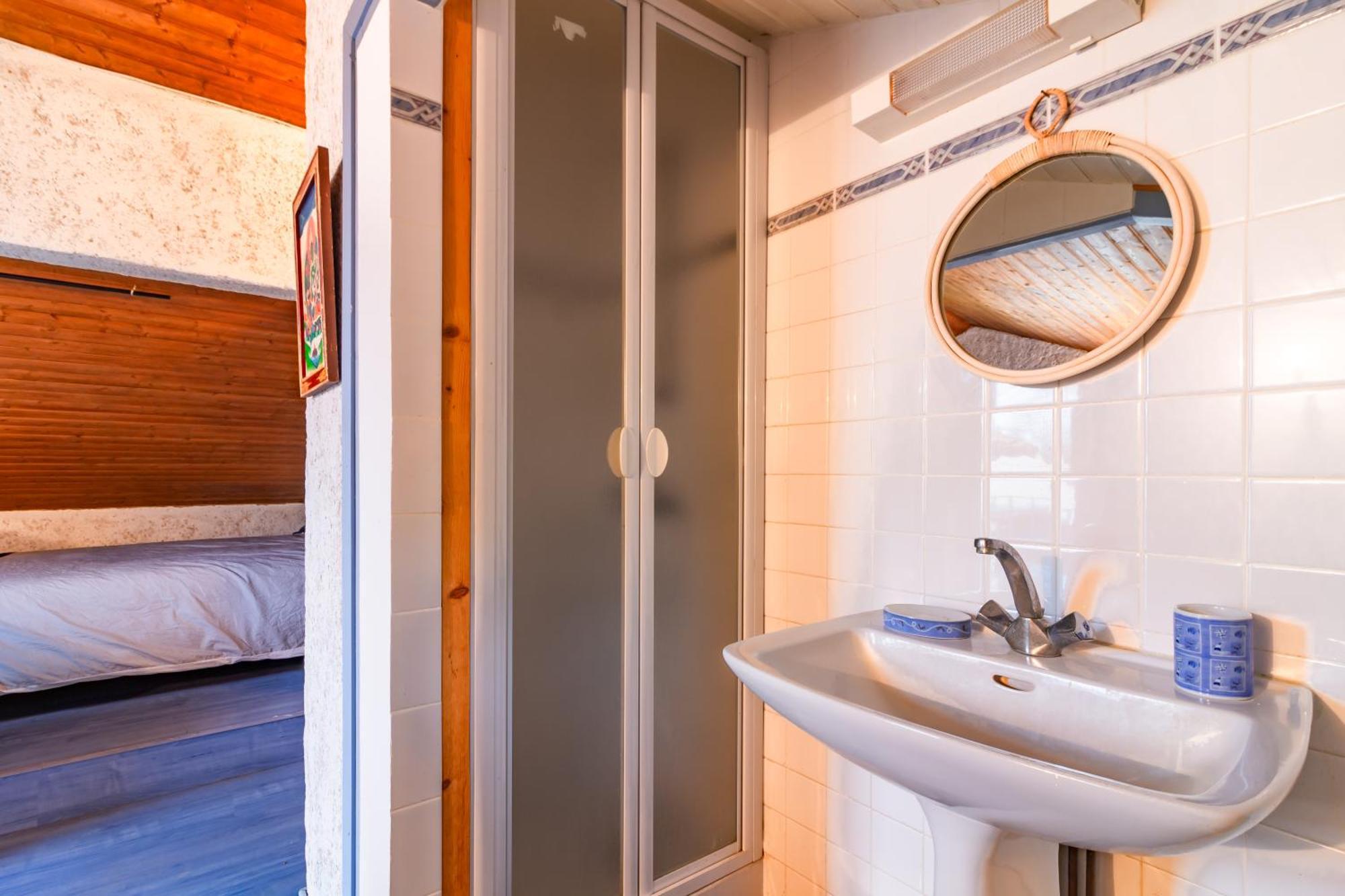 Quarto em Acomodações Particulares & Spa-sauna-piscine-massages Du 